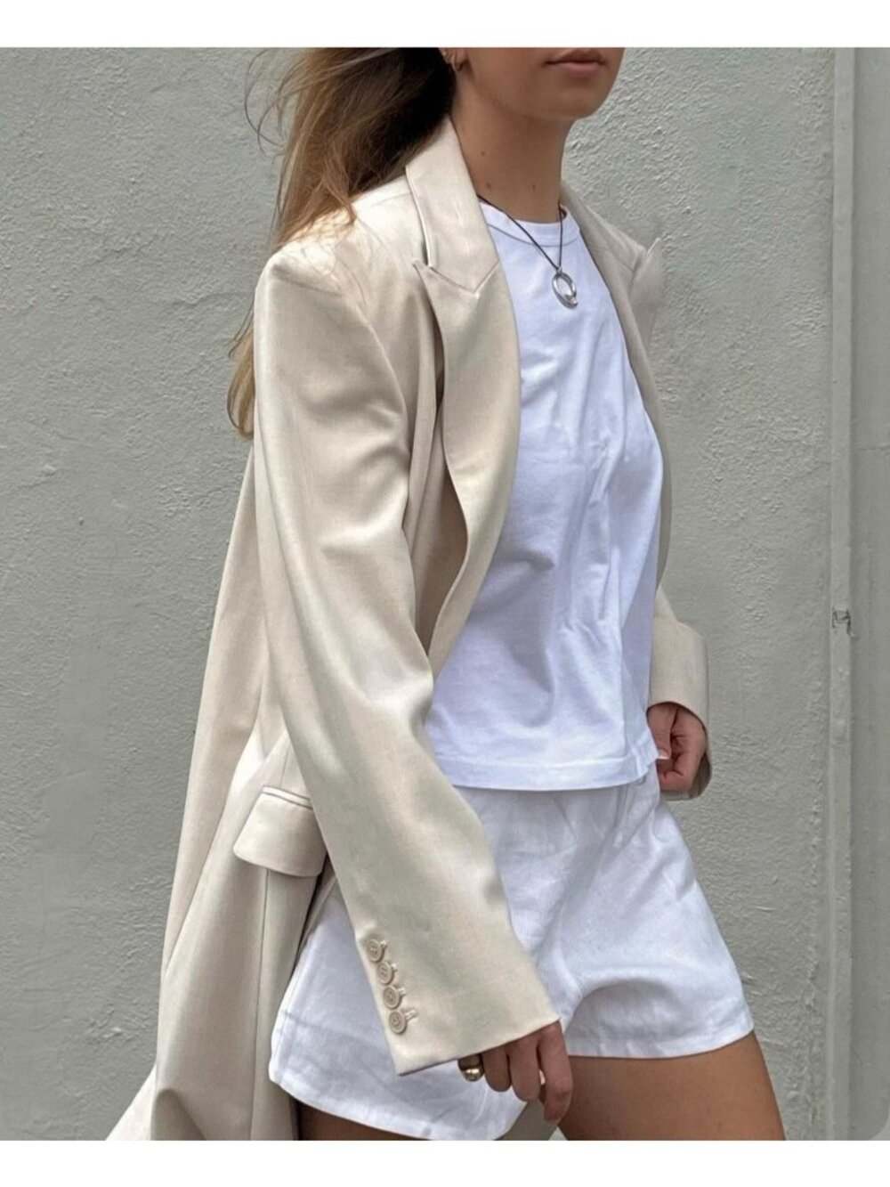 Vintage 1990s Liz Claiborne Classics Structured Cream Blazer Size 10 - Picture 2 of 14